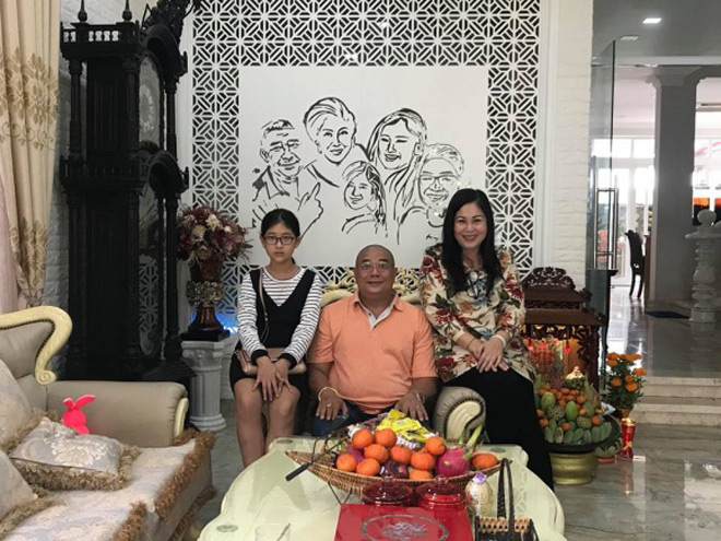 Mái ấm hạnh phúc của vợ chồng NSND Hồng Vân sau 15 năm hôn nhân - 7