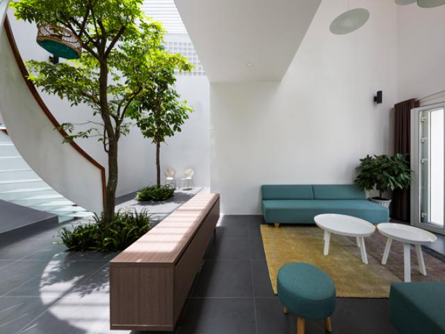 Tài chính - Bất động sản - Nhà hướng tây và sợ nóng? Học ngay thiết kế của căn nhà ở Bình Dương này nhé!