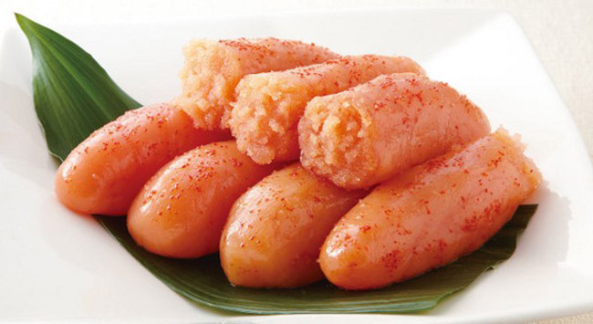 Tarako: Một loại Chinmi khác của Nhật Bản, Tarako hoặc Karashi Mentaiko (phiên bản cay) được chế biến bằng cá tuyết thường được ăn với cơm.
