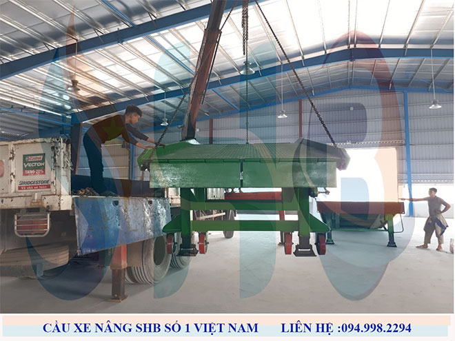 Cầu xe nâng Container - Dụng cụ không thể thiếu trong các nhà máy sản xuất - 5