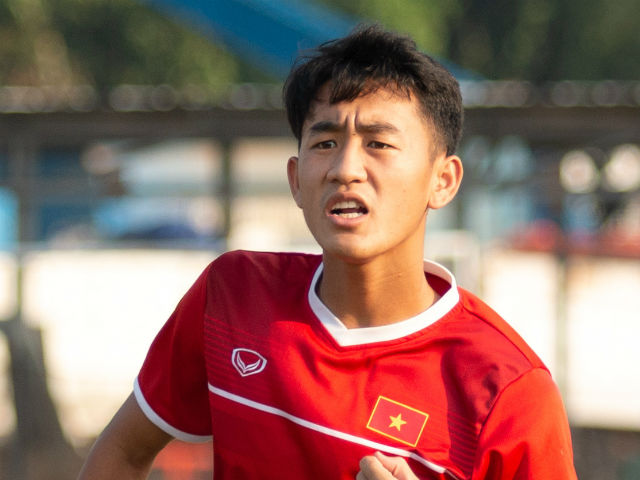Đàn em Quang Hải U23 ra chân "siêu tốc", đại gia U19 Hàn Quốc chết sững