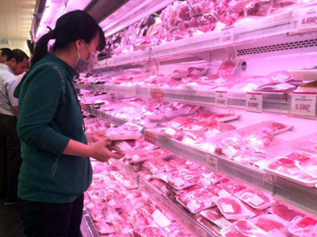 Thị trường - Tiêu dùng - Báo động việc nhập khẩu ồ ạt thịt bò ngoại: Bò nội địa bị đánh bật!