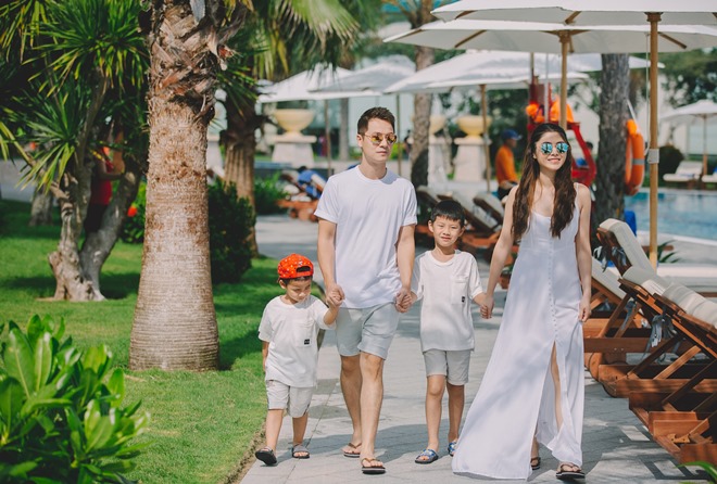 Vợ ca sĩ Đăng Khôi vẫn nóng bỏng với bikini dù đã là mẹ 2 con - 6