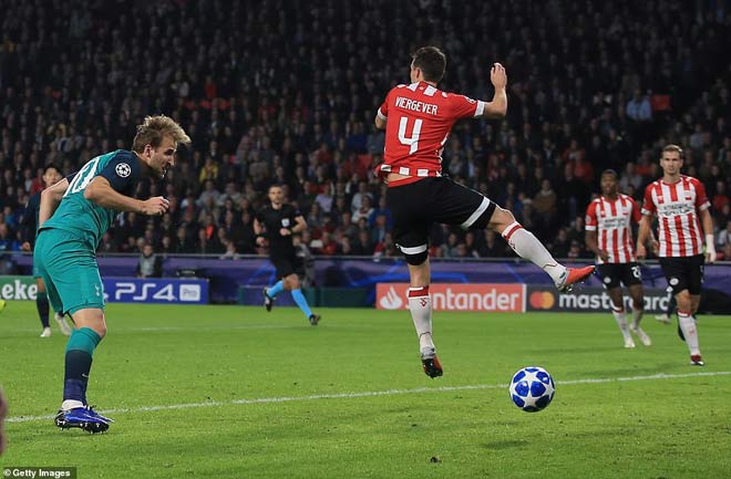 PSV Eindhoven - Tottenham: Siêu kịch tính 4 bàn rượt đuổi - 1