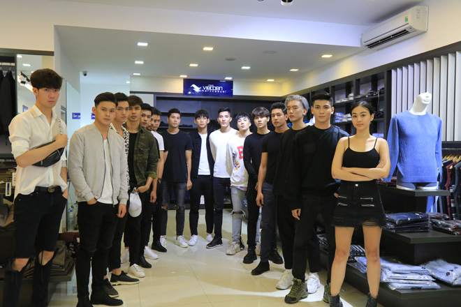 Việt Tiến lần đầu trình làng bộ sưu tập thời trang Thu Đông - 4