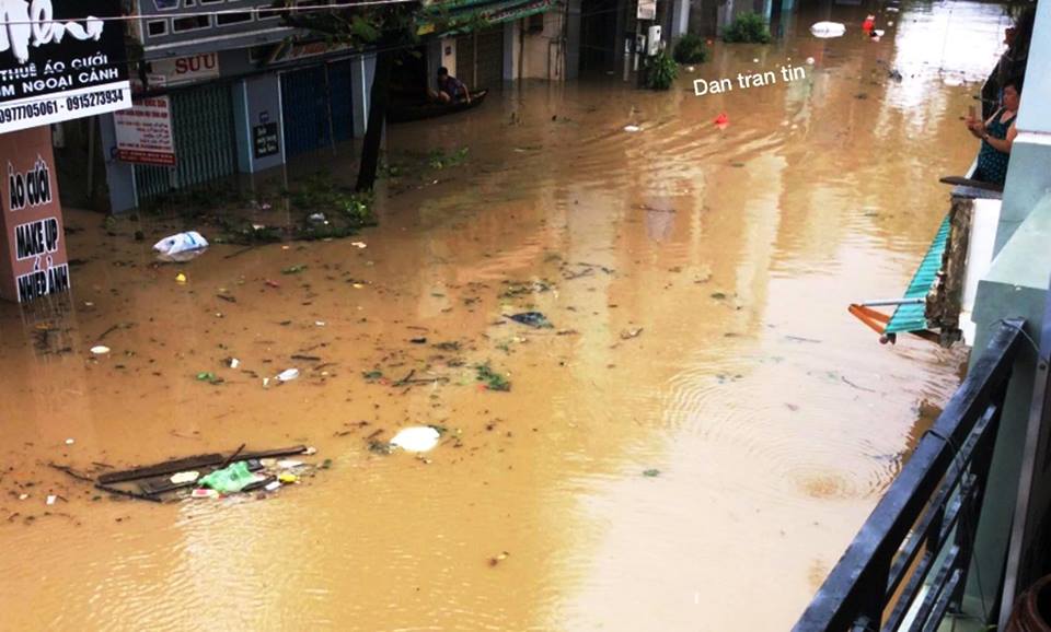 Tàn phá Nam Trung Bộ, bão tiếp tục gây thiệt hại ở Tây Nguyên - 3