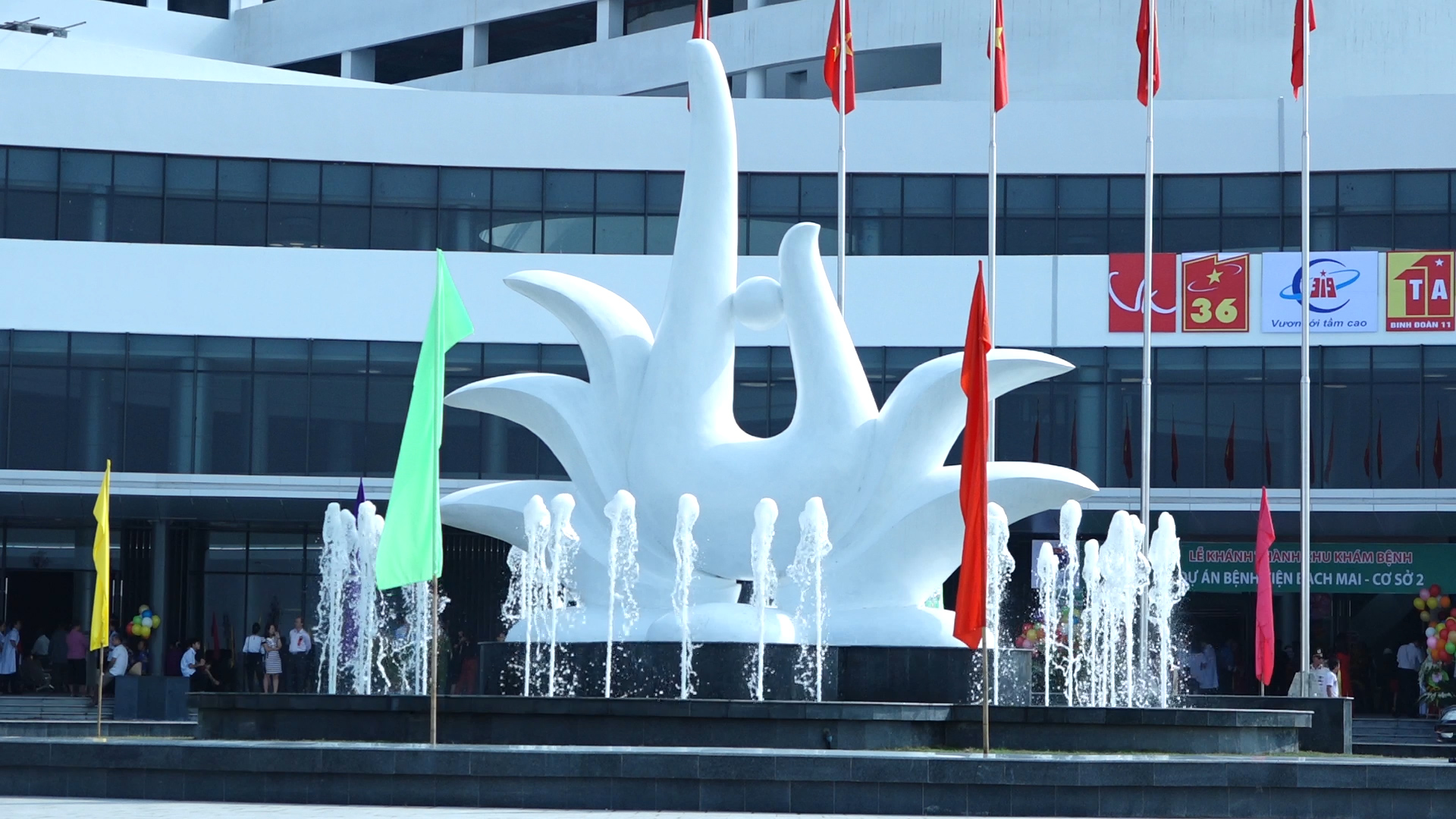 Cận cảnh BV Bạch Mai và BV Việt Đức tại Hà Nam - 4