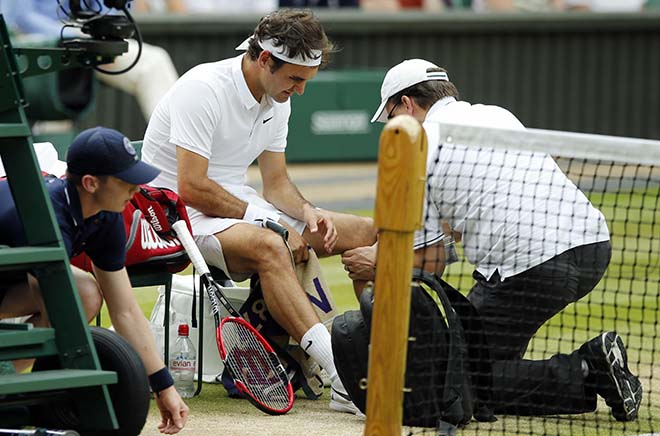 Federer tiết lộ động trời: 3 tháng chấn thương, nguy cơ bại tướng Djokovic - 1