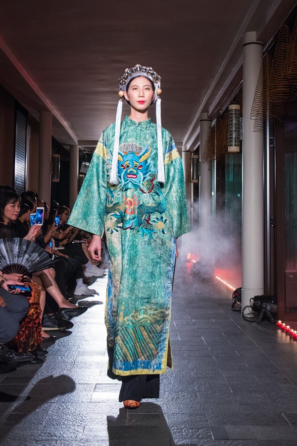 MC VTV Mạnh Khang cá tính trên sàn diễn thời trang - 6