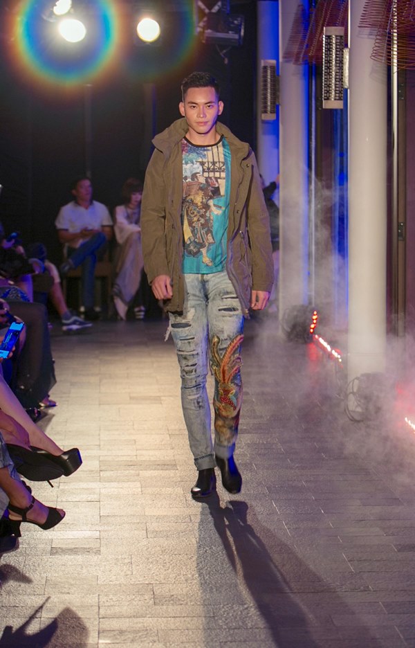 MC VTV Mạnh Khang cá tính trên sàn diễn thời trang - 2