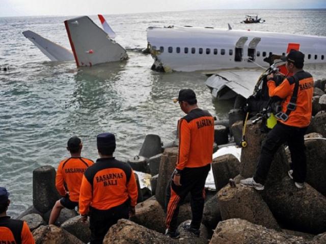 Máy bay Indonesia chở 189 người rơi: Hàng loạt tai nạn ”bám theo” một hãng