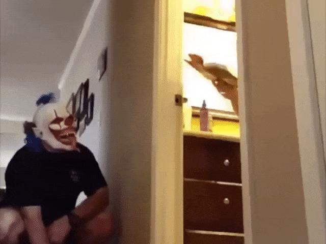 Video Clip Cười - Những màn dọa ma "chất phát ngất" trong lễ hội Halloween