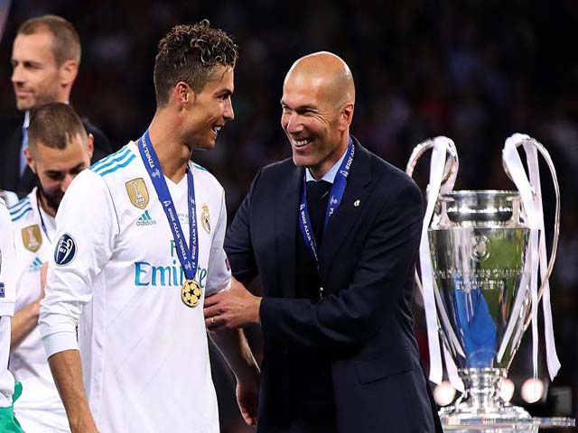 Real sa thải HLV Lopetegui: Ronaldo hả hê còn Zidane là người chiến thắng