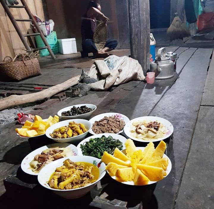 Cô dâu 62 trổ tài 'chăm' chồng trẻ 26 tuổi: Dân mạng lại ngỡ ngàng - 2