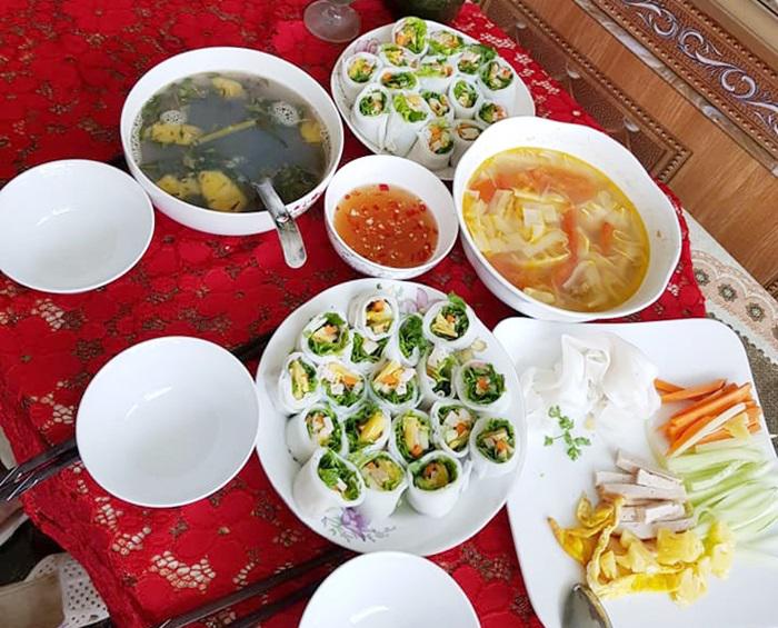 Cô dâu 62 trổ tài 'chăm' chồng trẻ 26 tuổi: Dân mạng lại ngỡ ngàng - 8