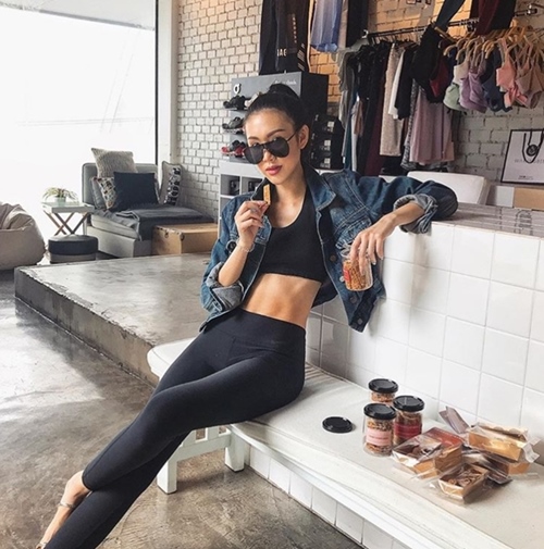 Gu thời trang sang trọng của ái nữ tỷ phú Thái Lan - 8
