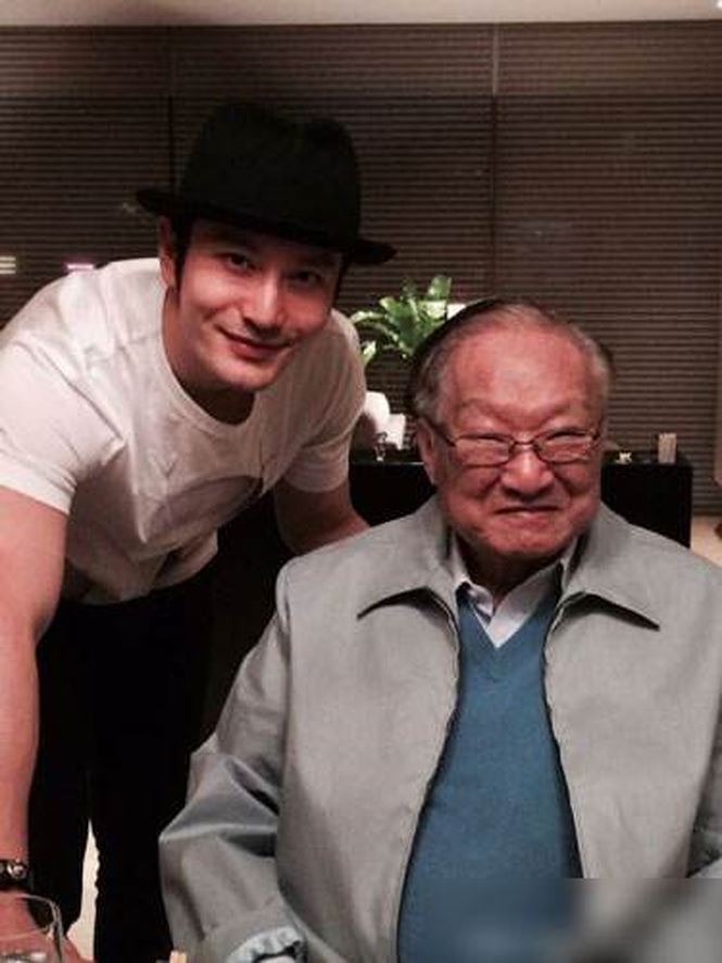 Kim Dung cuối đời không nhận ra bạn bè và khó nói chuyện - 2