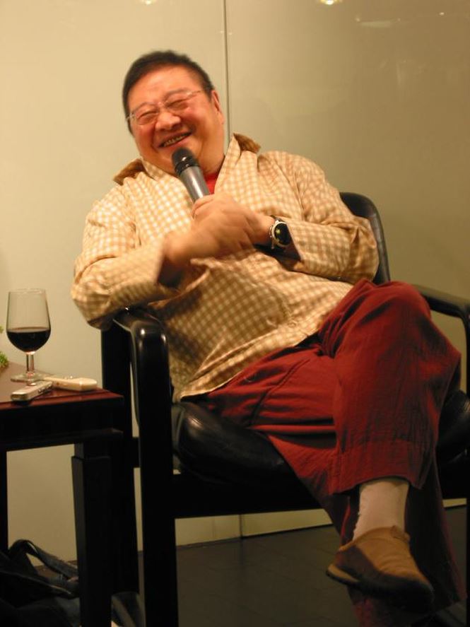 Kim Dung cuối đời không nhận ra bạn bè và khó nói chuyện - 3