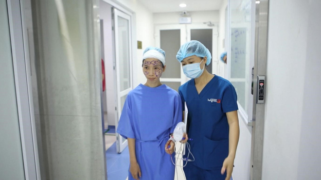 Quên đau đớn, cô gái mồ côi cha vẫn yêu đời "thả tim" sau ca đại phẫu - 1