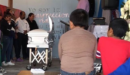 Bị mẹ kế ngược đãi, cậu bé 8 tuổi chết trong đau đớn - 2