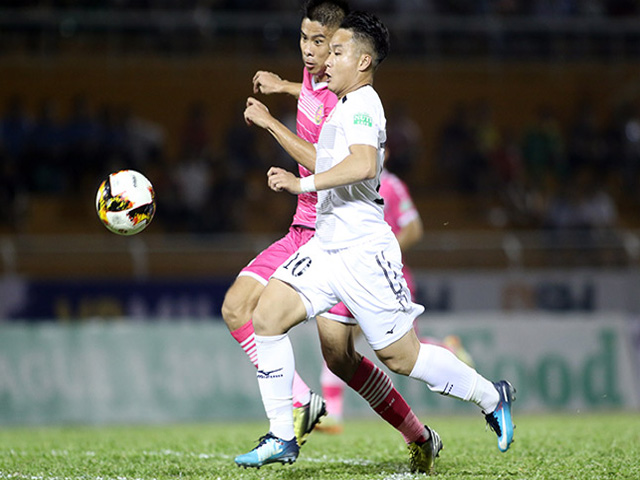 “Ronaldo VN” & SAO V-League so tài bóng đá “phủi” lớn nhất Sài Gòn