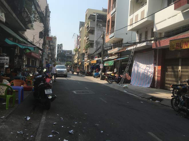 Va chạm giao thông trên phố Sài Gòn, một người bị đâm chết - 1