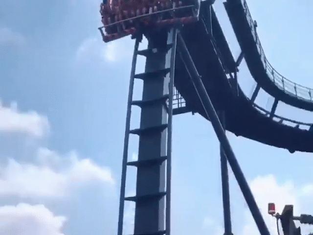 Du lịch - Trải nghiệm những trò chơi cảm giác mạnh khiến du khách hết hồn