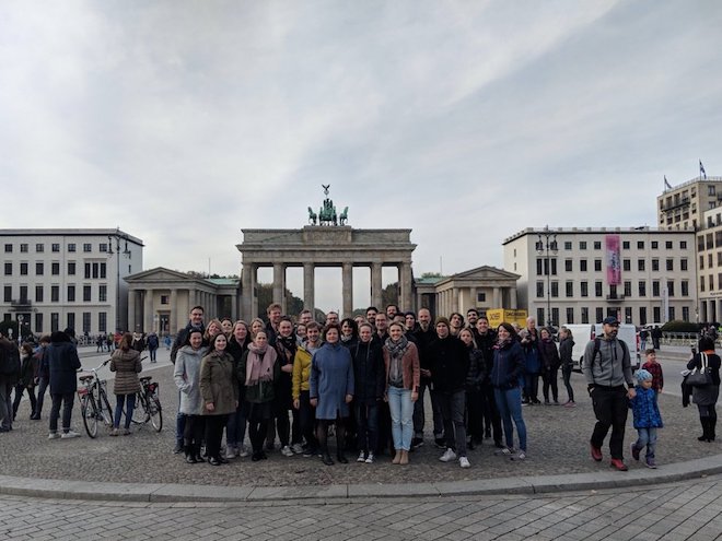 Chùm ảnh nhân viên Google biểu tình ở nhiều nơi vì... bê bối tình dục - 5