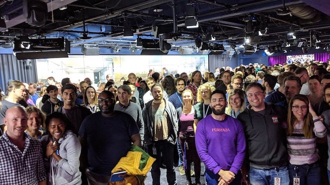 Chùm ảnh nhân viên Google biểu tình ở nhiều nơi vì... bê bối tình dục - 6