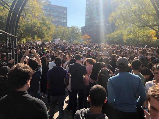 Chùm ảnh nhân viên Google biểu tình ở nhiều nơi vì... bê bối tình dục - 14