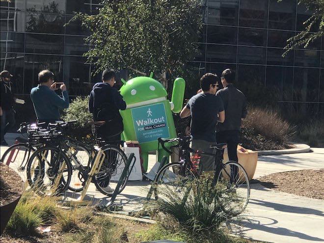 Chùm ảnh nhân viên Google biểu tình ở nhiều nơi vì... bê bối tình dục - 8