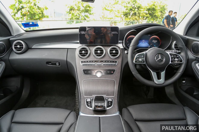 Mercedes-Benz giới thiệu bộ ba C-CLass mới: Động cơ 1.5L tăng áp, giá từ 1,4 tỷ đồng - 4