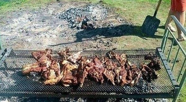 Giường ngoài mục đích để ngủ còn có thể làm lò nướng.