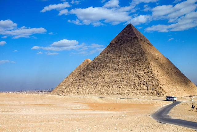 Một bí ẩn lớn về kim tự tháp Ai Cập đã có lời giải - 1