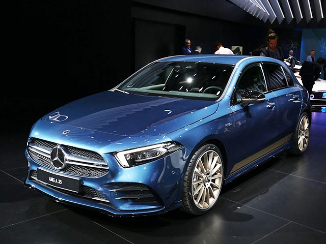 Mercedes-Benz A35 AMG sẽ bán ra vào tháng 12/2018: Giá từ 1,063 tỷ đồng