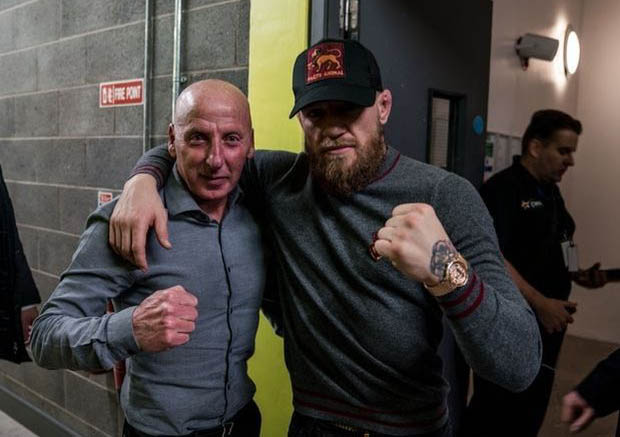 Tin nóng võ thuật 5/11: Bất ngờ McGregor “xin xỏ” cựu cầu thủ MU - 1