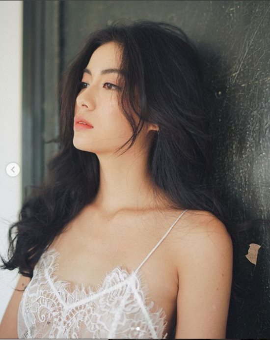 Mặc hở tinh tế như nàng thơ lookbook Sài Gòn - 1