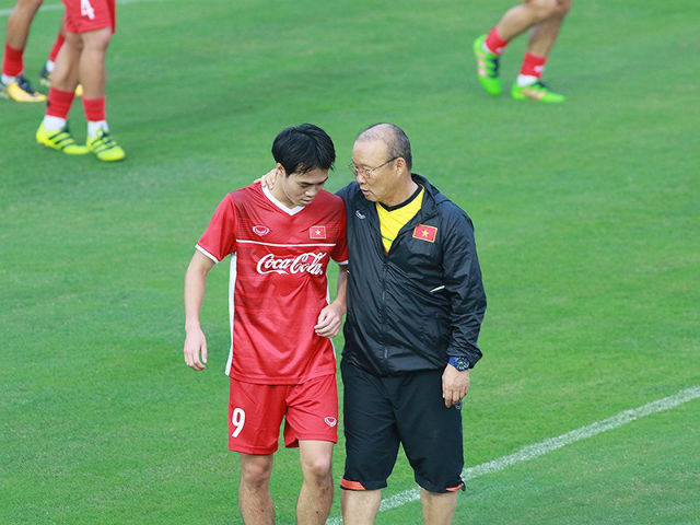 Bóng đá - 2 yếu huyệt của đội tuyển Việt Nam