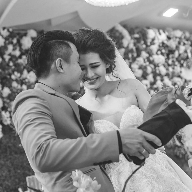 Sau 2 năm lấy vợ, anh chàng tóc dài quá vai khiến dân mạng hết hồn - 6