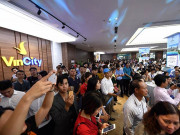 Hàng nghìn khách hàng chen chân đặt cọc VinCity Ocean Park