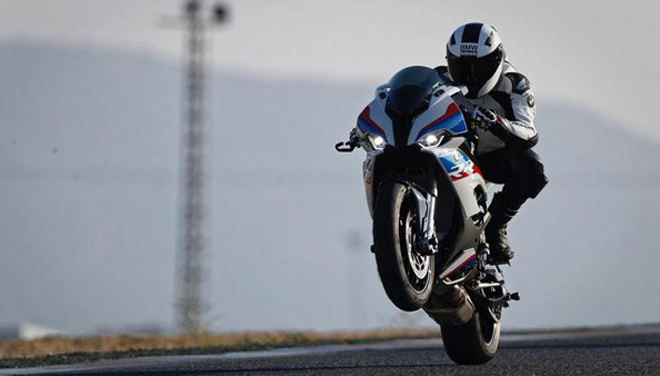 Siêu &#34;cá mập&#34; 2019 BMW S1000RR hoàn toàn mới chính thức ra mắt - 7