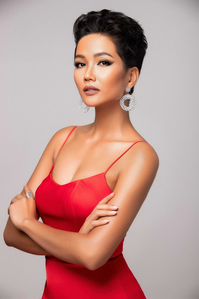 H&#39;Hen Niê khoe thân hình tượng đồng trước thềm Miss Universe - 1