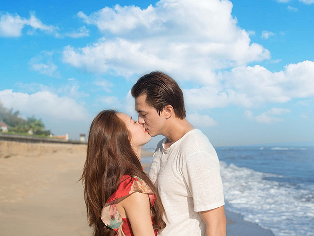 Du lịch - Hà Việt Dũng đăng ảnh trăng mật ngọt ngào tại Ana Mandara Huế