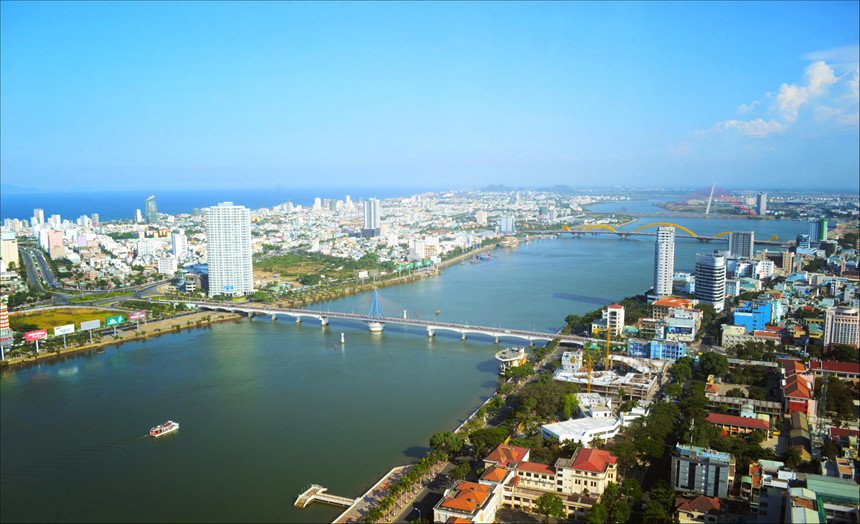 Tăng 3 lần giá trị sau nửa tháng lên sàn, công ty địa ốc miền Trung gây &#34;sốc&#34; - 1