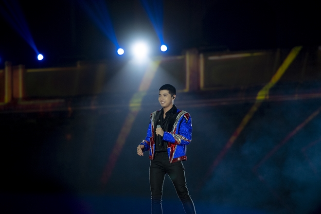 Sau thừa nhận yêu Mai Phương Thúy, Noo Phước Thịnh xuất hiện ở Hà Nội - 2