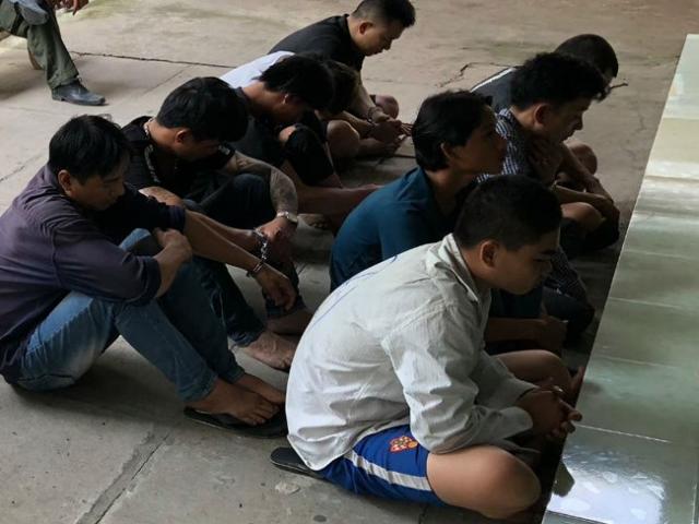 Pháp luật - Hình sự nổ súng vây bắt 2 nhóm "huyết chiến" ở Bình Dương