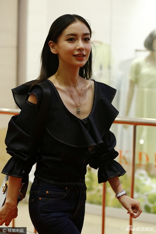 Lên hình đẹp hoàn hảo nhưng Angela Baby ngoài đời lại “phẳng” toàn tập - 8