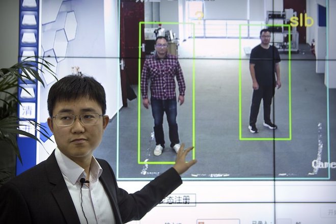 Trung Quốc sẽ sử dụng công nghệ nhận diện dáng đi để giám sát công dân - 1
