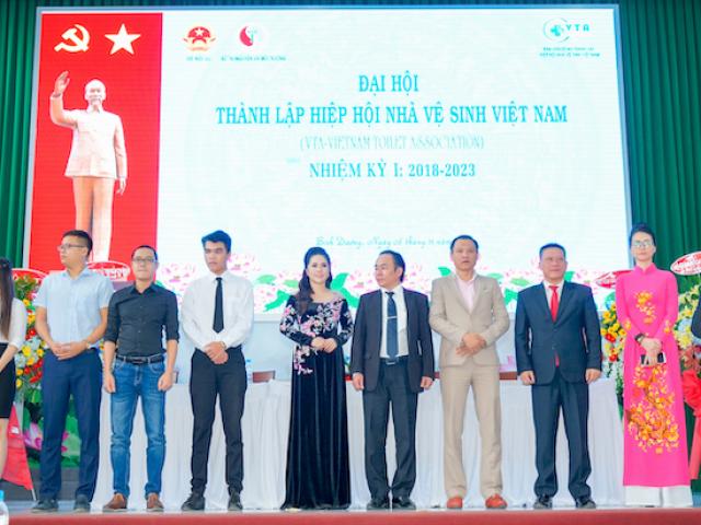 Tin tức trong ngày - Chủ tịch Hiệp hội Nhà vệ sinh: “Người ta bảo tôi khùng”