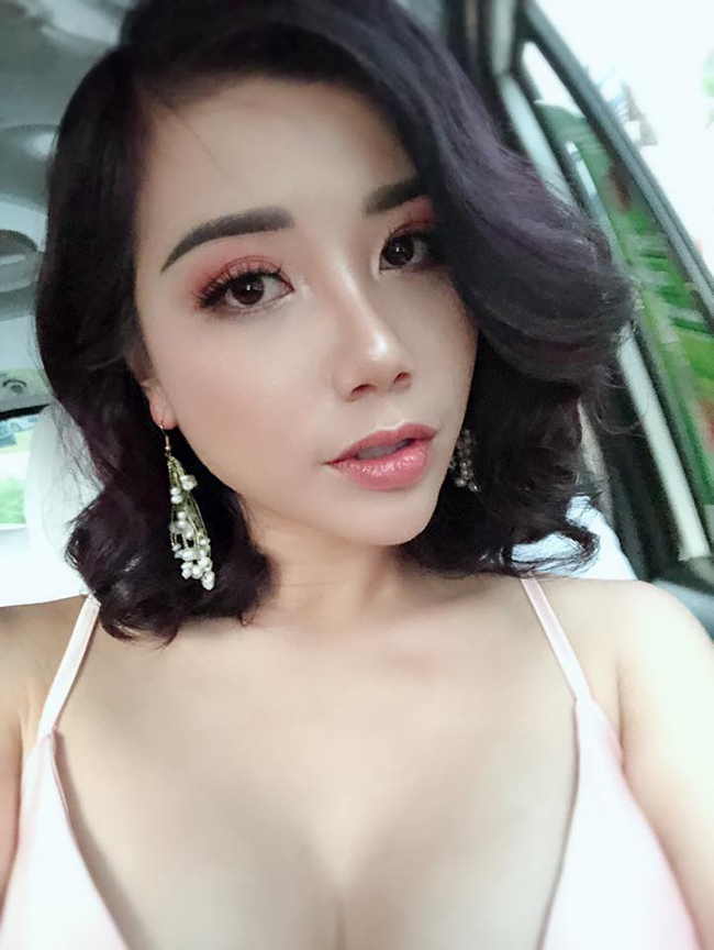 Phượng Vũ bộc bạch, là phụ nữ, nhất là ở tuổi của cô, ai cũng cần có một bờ vai vững chắc, bao bọc, chở che cô về tinh thần, lẫn kinh tế.&nbsp;